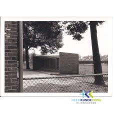 Aerdt Schoolstraat Fietsenstalling school. F00000402